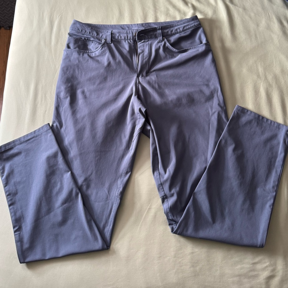 lululemon athletica men’s classic fit ABC warpstream pant - size 34 - slate blue